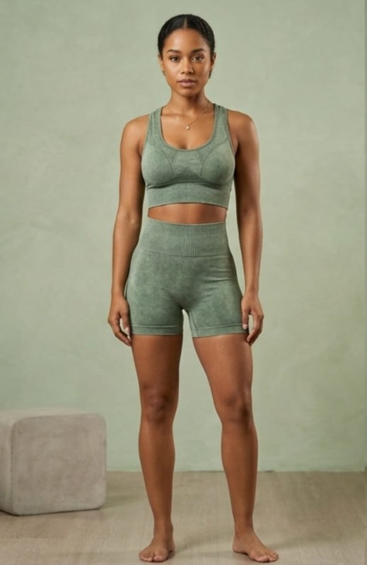 Conjunto deportivo corto Con push up — Mod. 12