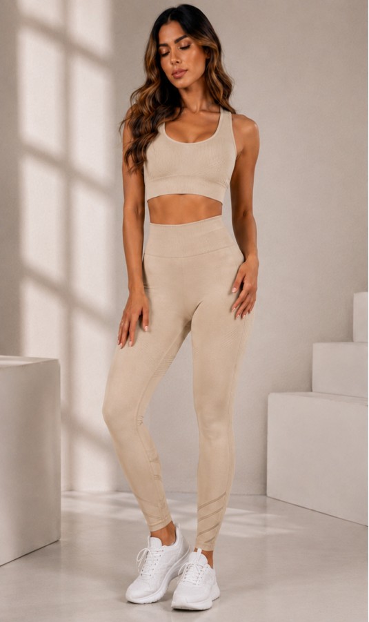 Conjunto deportivo largo Con push up — Mod. 7