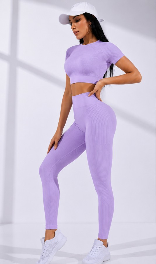 Conjunto deportivo largo Con push up — Mod. 20